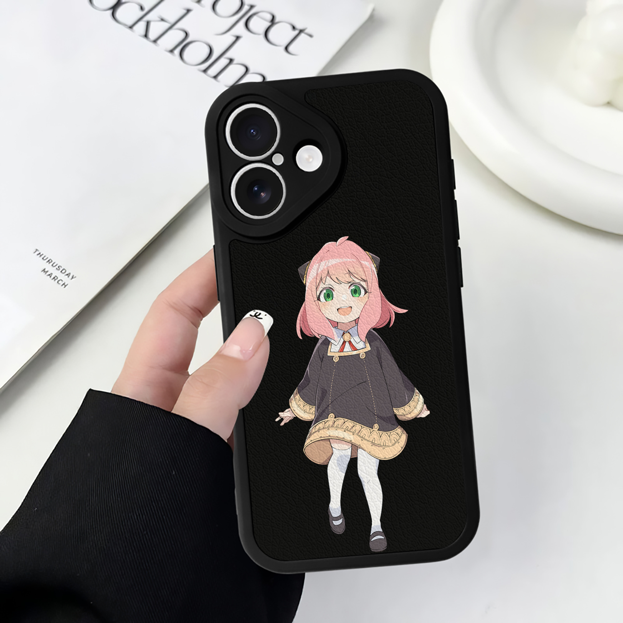 （画像用） SPY×FAMILY间谍家家酒 【iPhone 16シリーズ対応】シリコンスマホケース（レザー調） 材質：シリコン